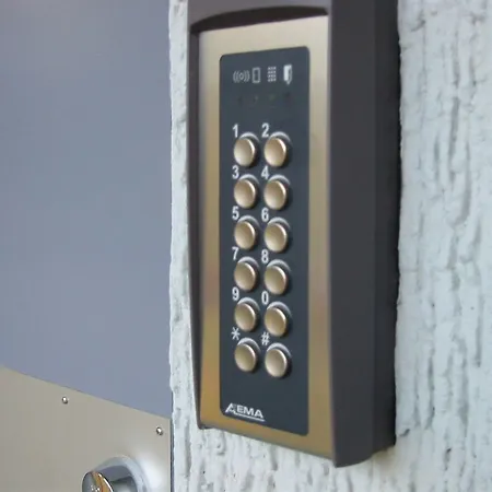 Hotel Uusikuu 3*